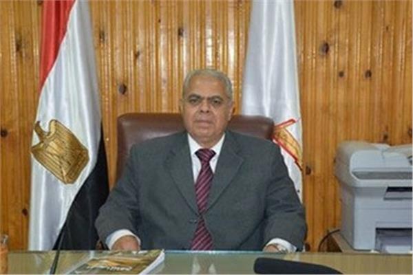 خبير مناهج التعليم