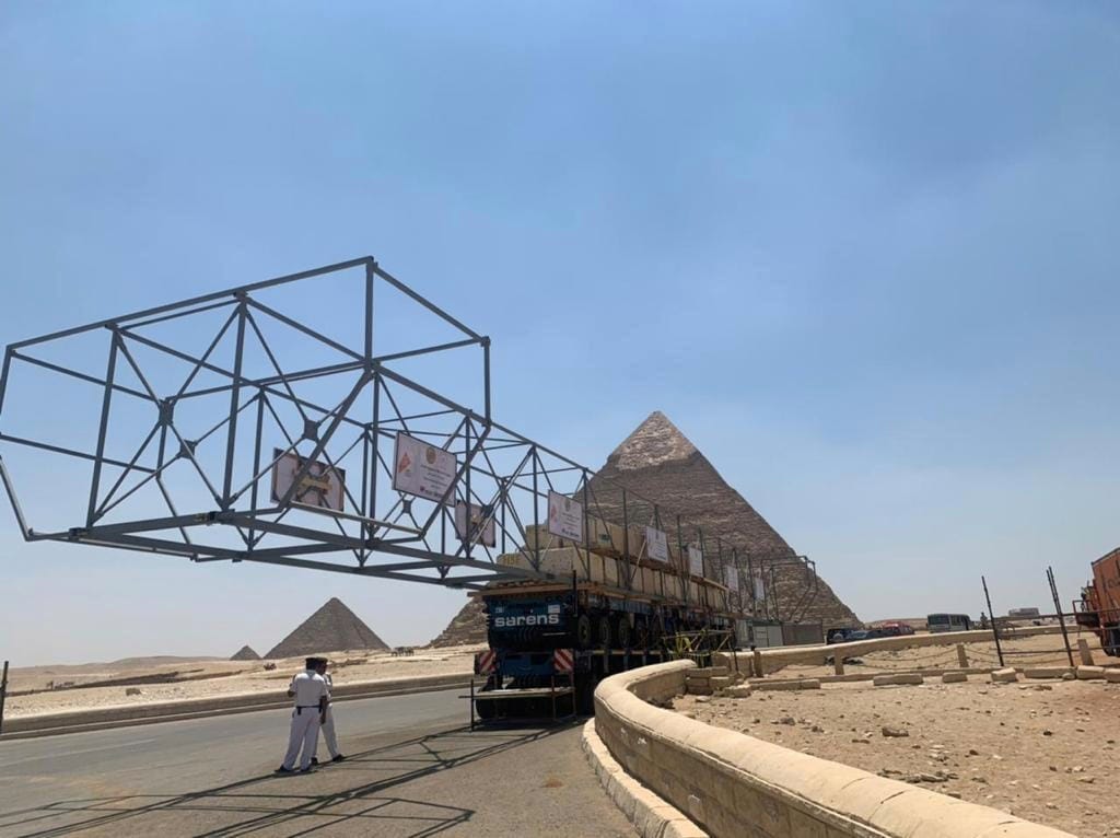 نقل مركب الملك خوفو