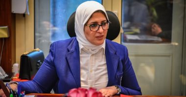 استقبال طلبة الجامعات للقاحات فيروس كورونا