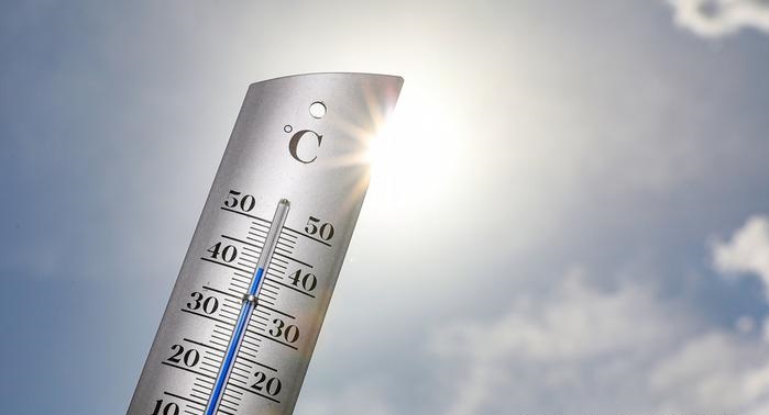 موجات من الحر تصل إلى 50 درجة مئوية في عدد من دول العالم