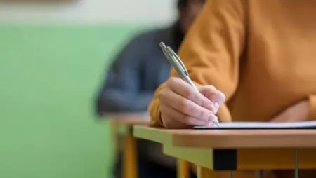 تبرئة حارس في إحدى المدارس الإيطالية من تهمة التحرش بطالبة يثير تفاعل كبير !