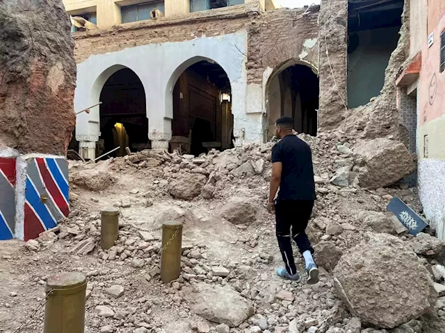تداول فيديو لومضات ضوء أزرق في أفق مدينة أكادير المغربية قبيل وقوع الزلزال